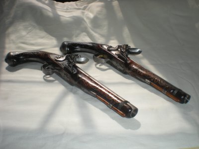 Pár křesadlových pistolí - po renovaci